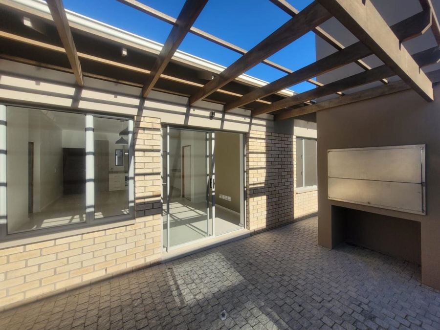 3 Bedroom Property for Sale in Mooikloof Country Estate Western Cape